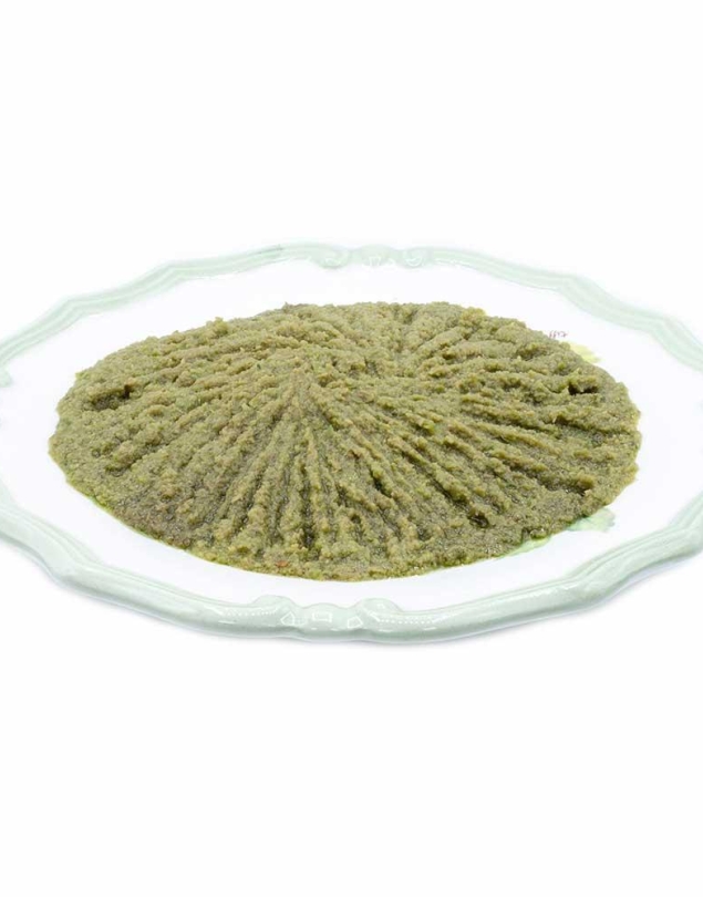 Grünes und schwarzes Olivenpâté im Glas